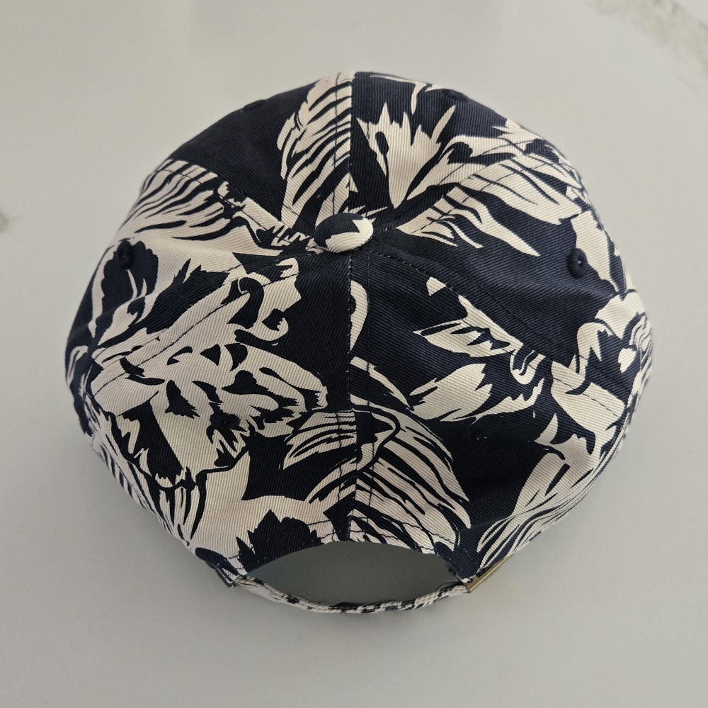 NWOT Chubbies Hat - Picture 6 of 7